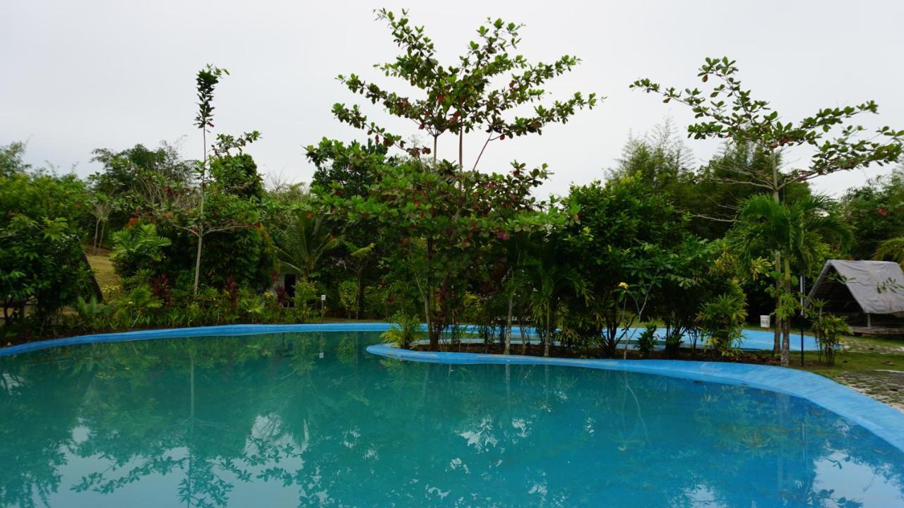 "D'Bamboo Kamp" Desa Wisata Ekang Лагой Екстер'єр фото