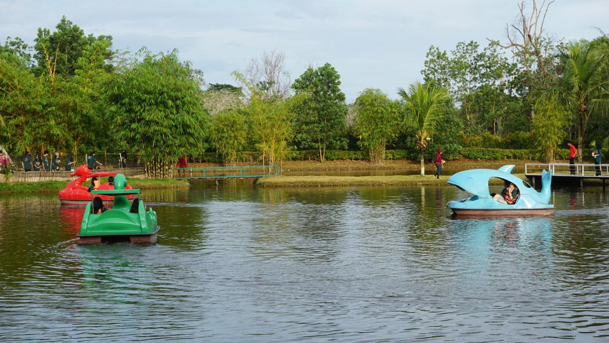 "D'Bamboo Kamp" Desa Wisata Ekang Лагой Екстер'єр фото